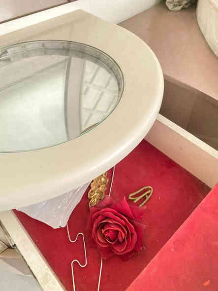 بيع غرفة تركي مستعمله سعر ٥٠٠ قفل للاستفسار ***********
