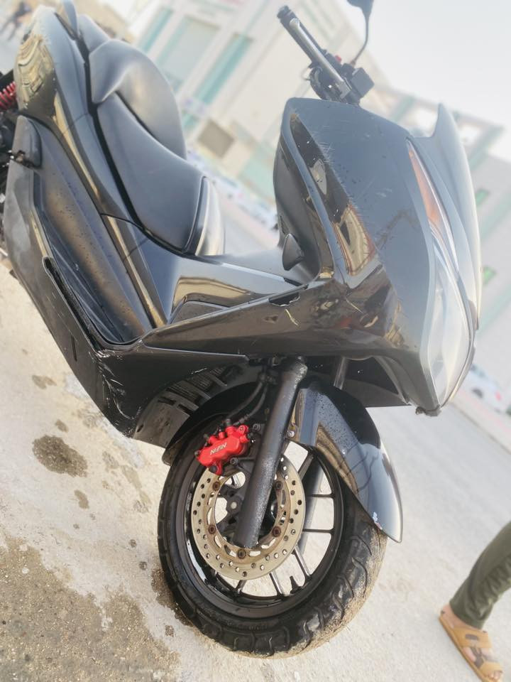 صفر ١٢
كايمه
وعوزها ادامه كلجات ودبلات امامية
والويل الوره بيه عوجه ينفس هوى
قيم واخذ
***********
متوفر نقل محافظات
