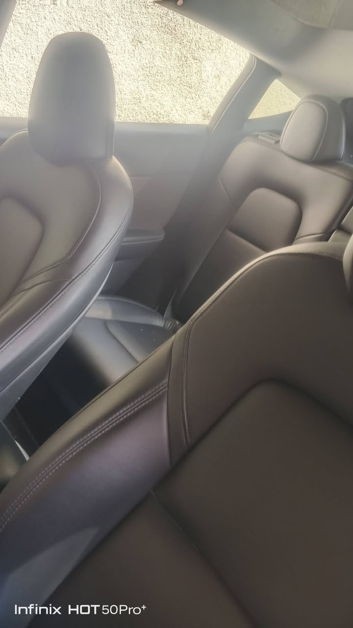 تسلا موديل 23 Y
دبل ماطور 
مواصفات معروفه 
والسعر مناسب 
الاتصال ***********
