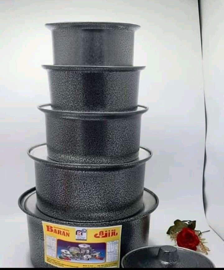 سيت جدر ملون إيراني 💯💯💯
فافون من الداخل 
 صبغ حراري  تيڤال  من الخارج   💯                                                     ✅ يتكون من ( 6 قطع)                                               ✅ المنشأ إيراني اصلي                                                     ✅  الوان جميلة                                                          ✅نوعيه ممتازه
السعر  18  الف فقط 🔥                                      توصيل مجاني داخل الموصل ...توصيل ٥ الاف لكل محافظات العراق البصرة, العراق


**إذا كنت صاحب هذا الإعلان وتريد حذفه لأي سبب، رجاءا أرسل رسالة إلى الدعم الفني**