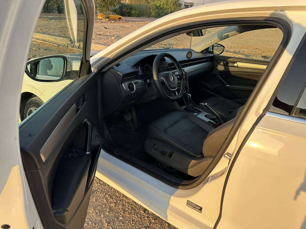 باسات موديل 2022موصافات فول seمكينه ٢٠توربو سياره بيه بونيد صبغ وجملخ تبديل بلاد بدون شاصي  مكانت بارد 
مكينه وكير شرط 
سنويه جديد بسمي 
عنوان كركوك 
سعر ١٤٥
***********
