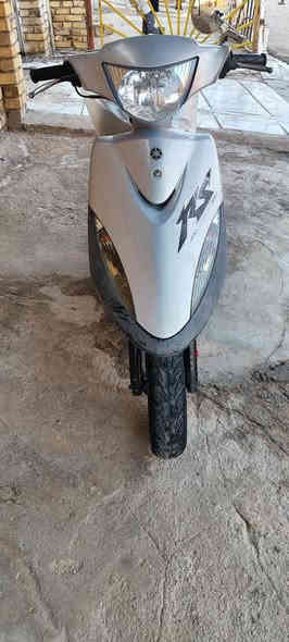 السلام عليكم دراجه ماكس عدله للبيع صارله 10ايام من طالعه من الوكيل مكفوله كفاله عامه من كلشي مكينه وكفرات الدراجه شلعه فول السعر مليون 250وبيه مجال الطيبين المكان ميسان قضاء المجرالكبير اتصال*********** اخوان اني مكلف بل نشرر رجآ    (وكيله المصطفى ابو العماره)
