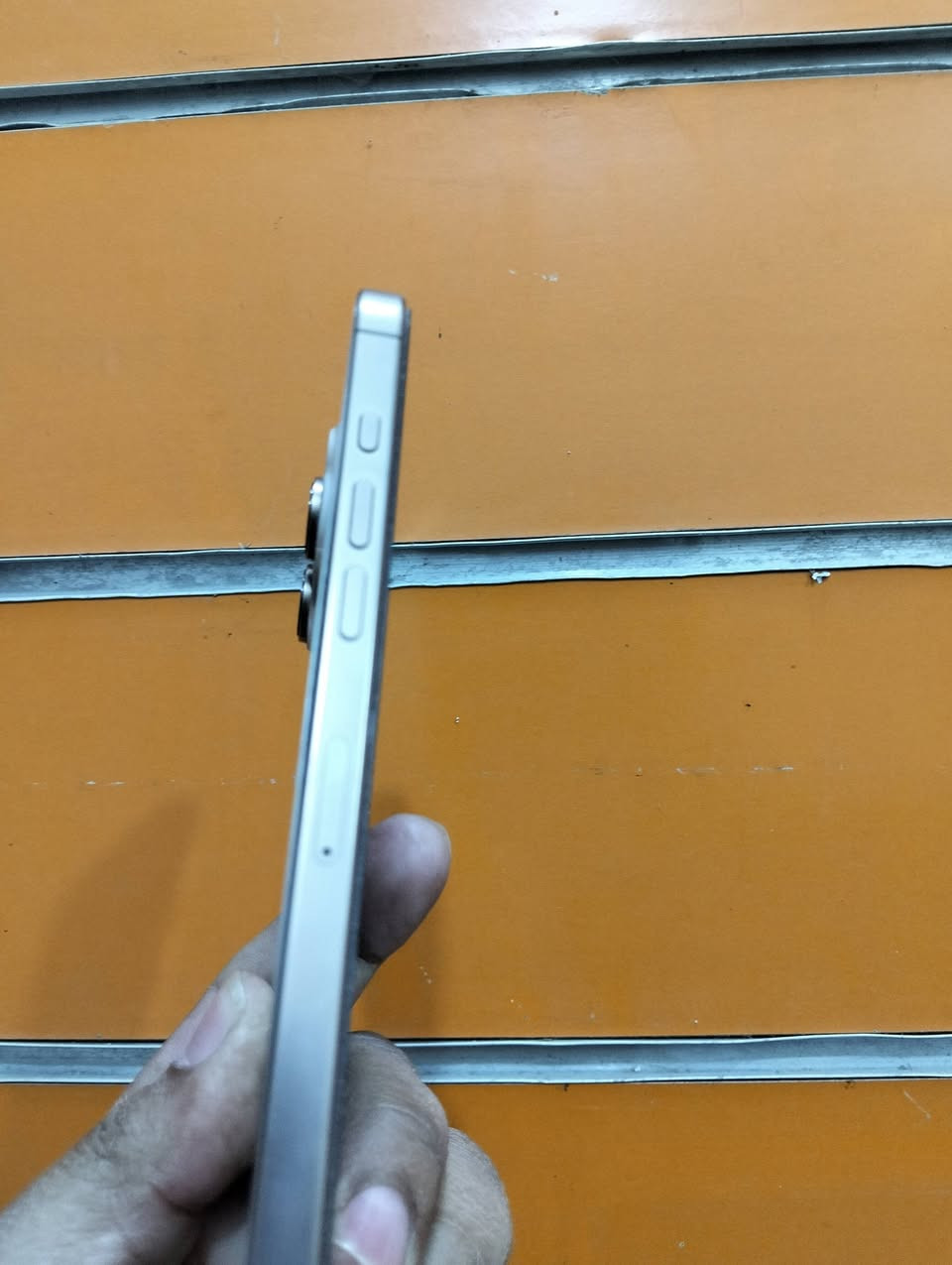 16 برو ماكس ذاكره 256 مستبدل بس كامره
بطاريه 100 ماستر AAA جهاز فول نضافه
***********...يدللون المتابعين
مليون و200...
