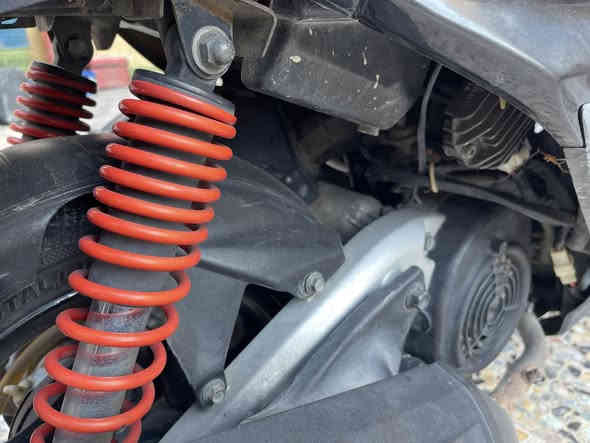 السلام عليكم 
سكنس فحل كابريتر للبيع 
الدراجه بلاديه من الطول للطول ومكينه كذالك
شغاله سلف وهندر خير من الله
شلعه ومعدل مرتبات 
نقوصاتها بسيطه بلكفرات بس مثل ما موضحلكم بلصور 
الدراجه خير من الله لا تبخير ولا تنقيص 
السعر ٥٥٠ وبي مجال للشراي 
التواصل : الخاص مفتوح ورقمي كذالك 
***********
