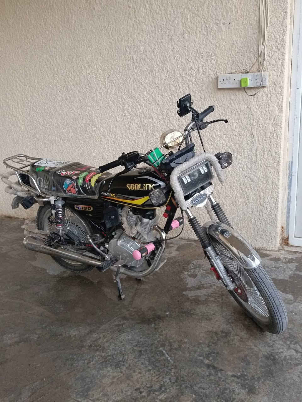 اعاده نشر بسبب الوعود الكاذبه 😒🤦‍♂️
دراجه تايكر موديل 25 للبيع سعر 725 وبيها مجال قليل مكان بعقوبه بلا حجز بلا فد ساعة ساعتين اجيك


**إذا كنت صاحب هذا الإعلان وتريد حذفه لأي سبب، رجاءا أرسل رسالة إلى الدعم الفني**
