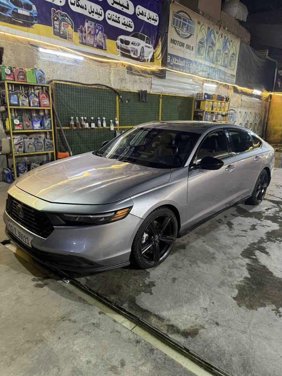 هوندا اكورد موديل ٢٠٢٣
هايبرد مكينة ٢٠٠٠ 
ماشية ٤٥ الف 
الحادث كما موضح بل صور بدون دواخل 
للاتصال ***********
المكان بغداد المنصور 
السعر 16500$
