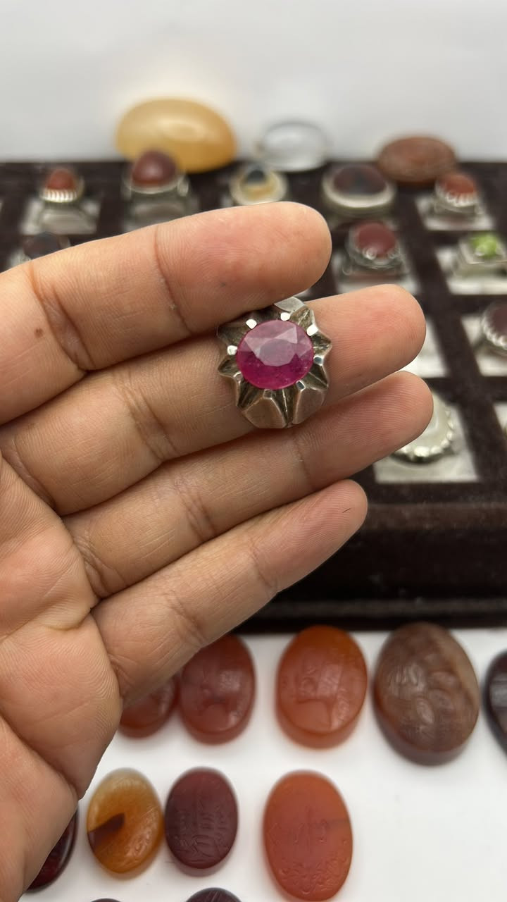 خاتم ياقوت افريقي صياغه سجادي يدوي السعر ١١٠ توصيل متوفر


**إذا كنت صاحب هذا الإعلان وتريد حذفه لأي سبب، رجاءا أرسل رسالة إلى الدعم الفني**