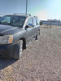 ارمادة ٢٠٠٧ للبيع السعر ٧٣ وبيها مجال التصال 07703531549