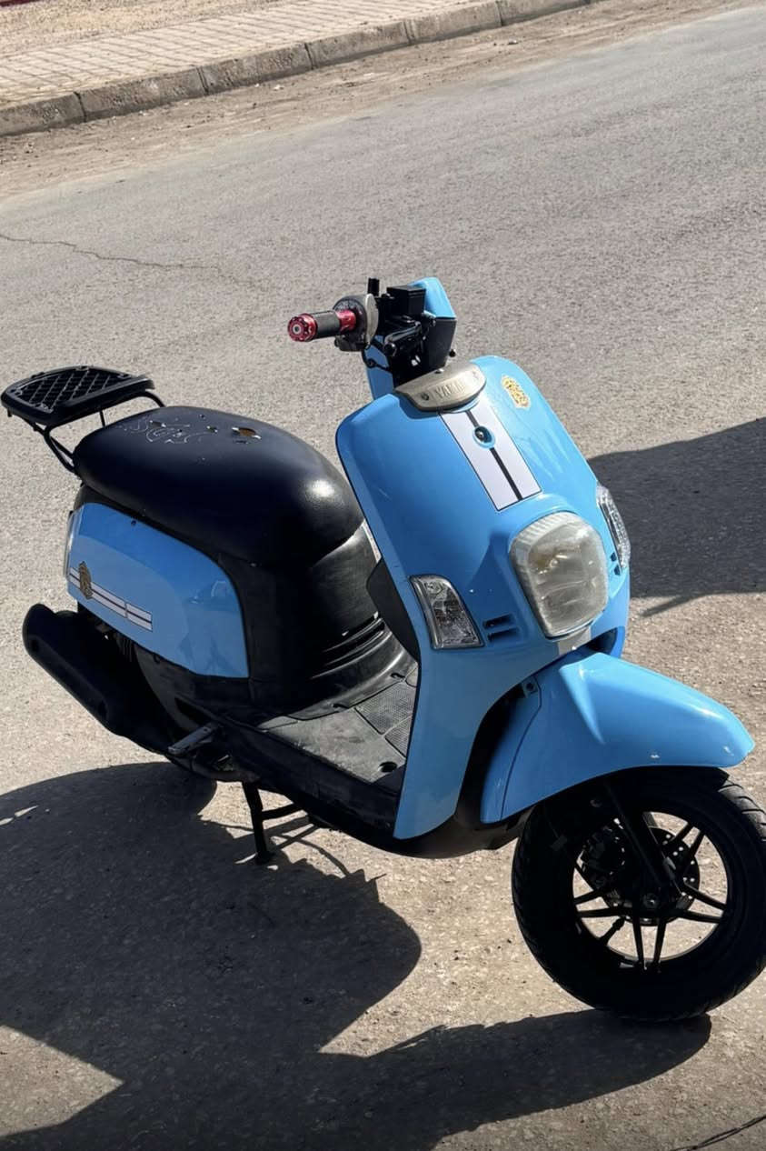 السلام عليكم 
دارجه بوليس للبيع نقصه بس قبق الهندر وغراضه موجوده كامله مثل ما واضحات بالصوره دراجه خير من الله شلعه ومعدل دارجه توديني الشغل وترجعني يعني ما تعبانه 
مكاني كربلاء حي السلام السعر 675الف وبيه مجال 
متواجد على الخاص


**إذا كنت صاحب هذا الإعلان وتريد حذفه لأي سبب، رجاءا أرسل رسالة إلى الدعم الفني**