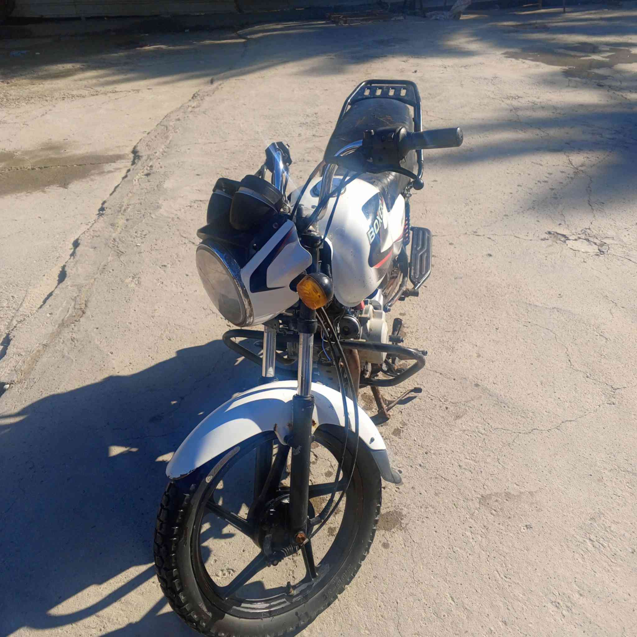 سلام عليكم دايوان بوكسر دراجه حلوه.  اوراق اصوالي ***********مكان حله.  شارع 60.  سعره 750 بيه مجال قليل حك جيه
