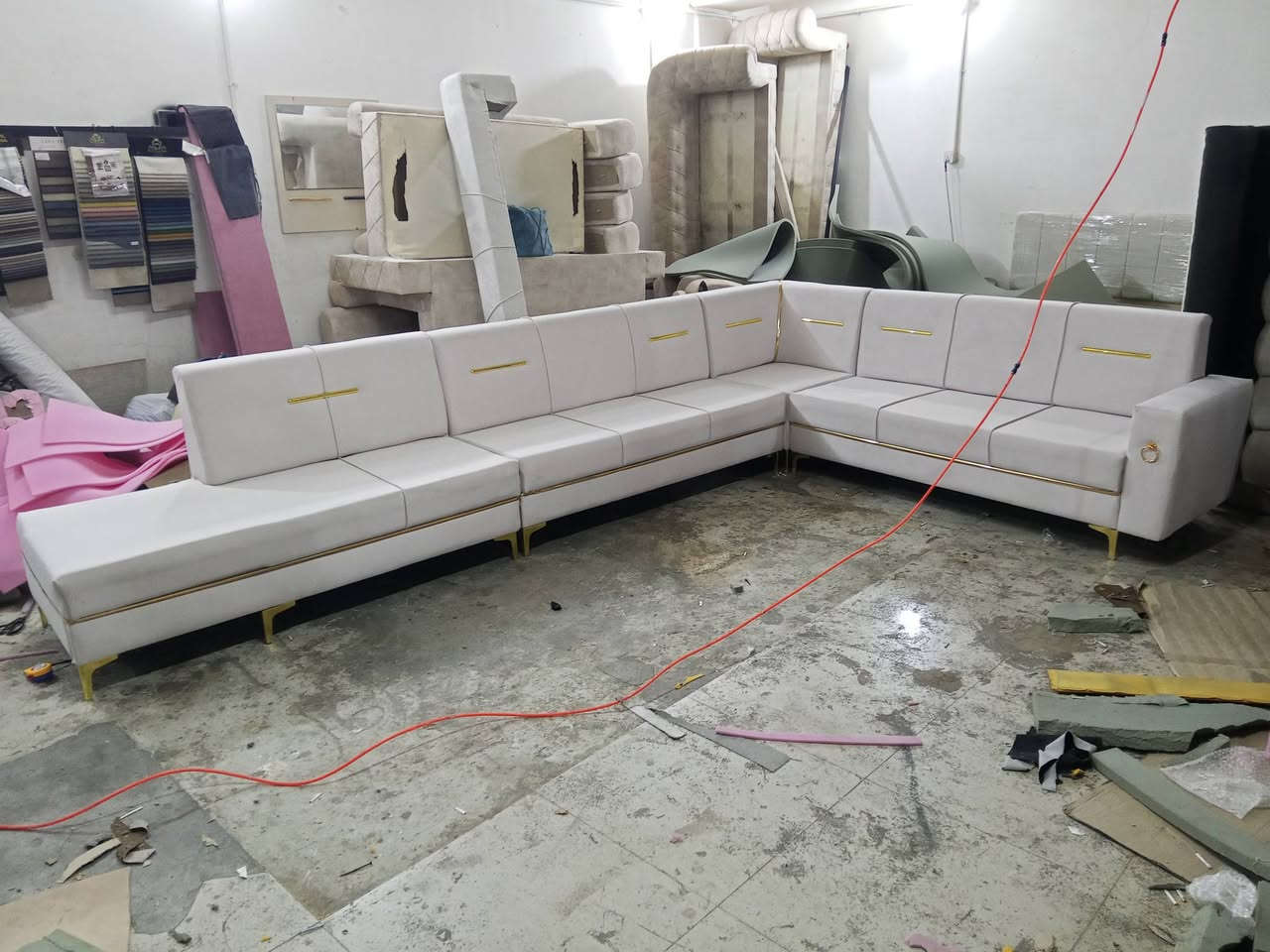 تاقمي زاويةي10نةفةرى كردمان بة   275 هةزار زەمانی دووساڵی لەگەڵە ڕەنگ و مۆدیل بەدڵی خۆت هەڵەبژێری 😘😘😘 ***********
