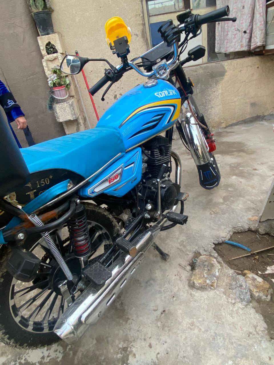 السلام عليكم دراجه سونيك موديل 2025  مكفوله كفاله عامه مكانه بغداد زعفرانيه 850 بيها مجال قليل ***********
