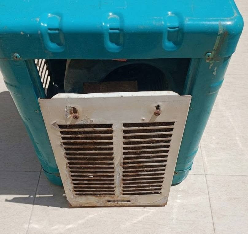 برفاف صغيرة الحجم شغالة سرعتين السعر 35العنوان المكرمة شارع الطاقة ***********
