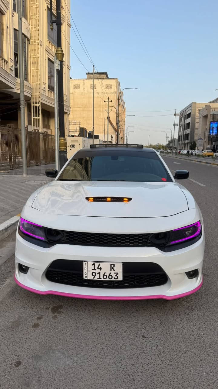 سياره جارجر ٢٠١٩ بسمنه سياره rt 5700
ماشيه تقريباً ٦٥ 
محرك كير كفاله 
بس بنيد مبدل والجاملغ مصبوغ نفسه 
وصور الحادث راسلني ادزه الك
سعره ٢١٥ 
***********
مكان البصره
