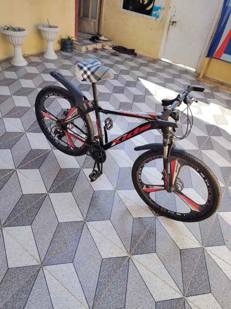 صباح الخيرمكلف باالنشردراجه هوائيه السعر١٢٥ التواصل على الرقم***********
