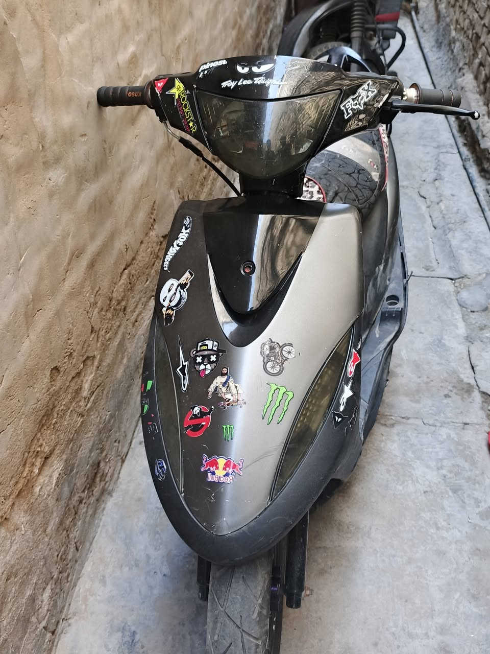مكلف بل نشر عدله مكينه ٥٥ البيع سعر ٢٥٠ بيها شي بسيط مجال عنوان بغداد مدينه الصدر رقم صاحب دراجه ‏‪***********‬‏
