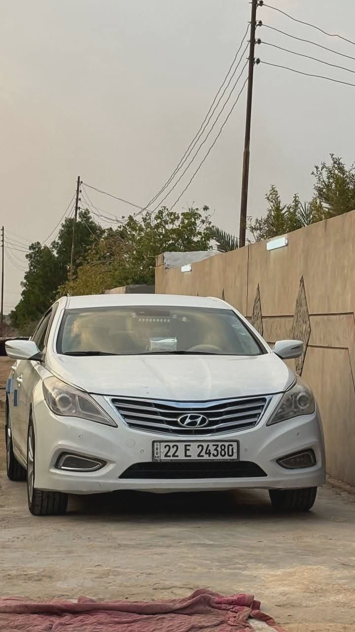 السلام عليكم ازيره 2012 خليجي محرك 6V 3000
  المرغوب 6نمر سياره حداديه جديده ضرر السيار.     مثل ماموضح بل صوره السونار 
 رقم اربيل وكاله بسمي  
🔥السياره مشدودله منضومه زنون عالي ناصي 

🔥تحكمات ستيرن مثبت سرعه 

🔥اشاير مري  
🔥مري شفط

🔥كشنتات تدفه تبريد 
🔥رادار امامي خافي 
🔥بردات خلفيه 
مكان السياره واسط الزبيديه رقم الهاتف ***********
