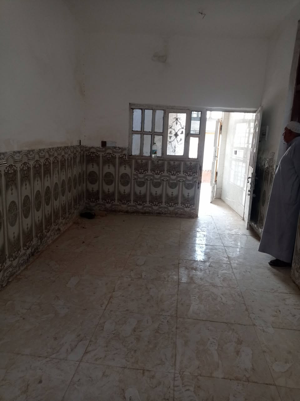 توجد لدينا مشتملات بأسعار تنافسية 
تبدأ من 21 مليون إلى 45 مليون وبمواقع مختلفة في شارع علي قمارة 
للاستفسار الاتصال على الرقم التالي 
***********
أو مراجعة مكتب القبطان لبيع وشراء العقارات شارع علي قمارة
