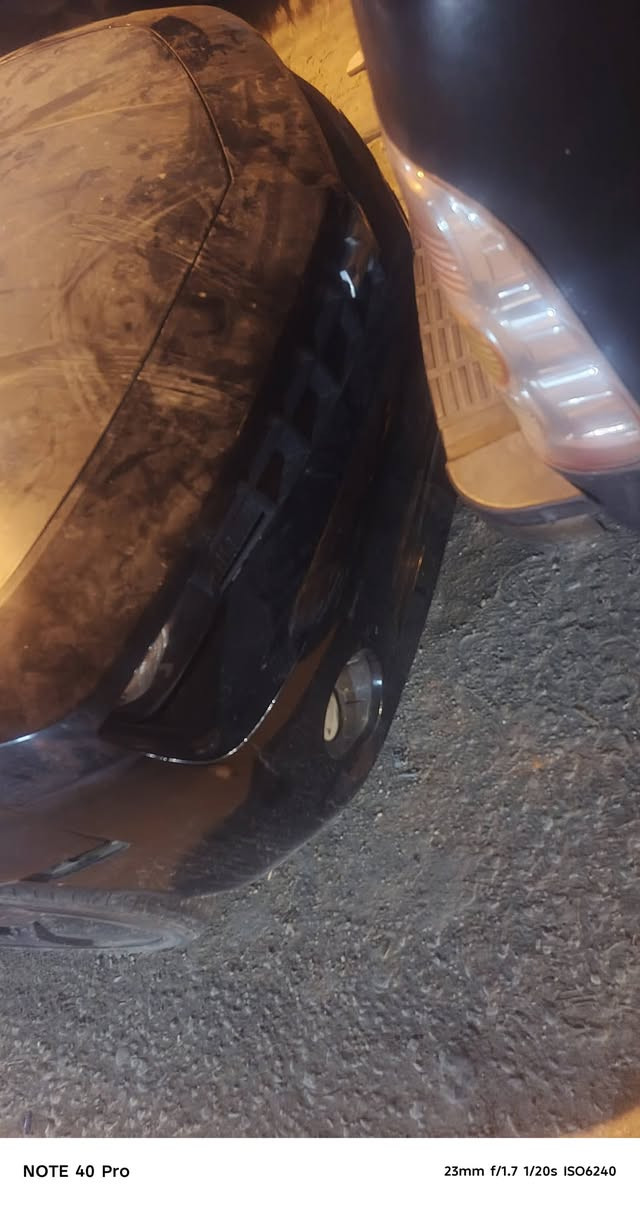 كمارو للبيع ١٥ ورقه هل موجود كوم حديد بدون كلشي راعيه ماندله ابيع هيج سياره طافيه تخم تاير حداديه كوله جديده هذا رقمي وخابرني ***********
