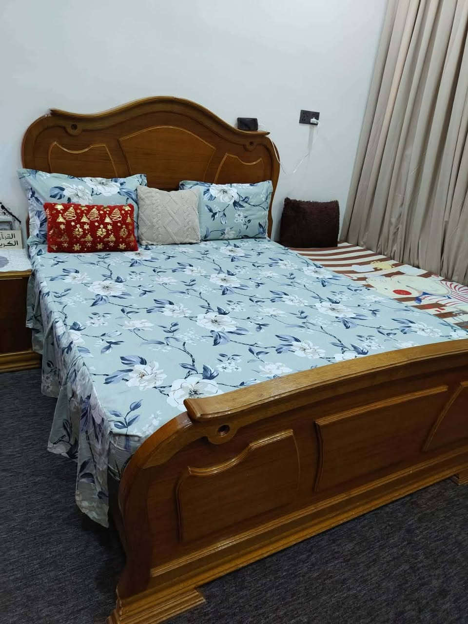 غرفه تسكام درجه اولى نضيفه استعمال قليل
السعر مليون و700
***********
