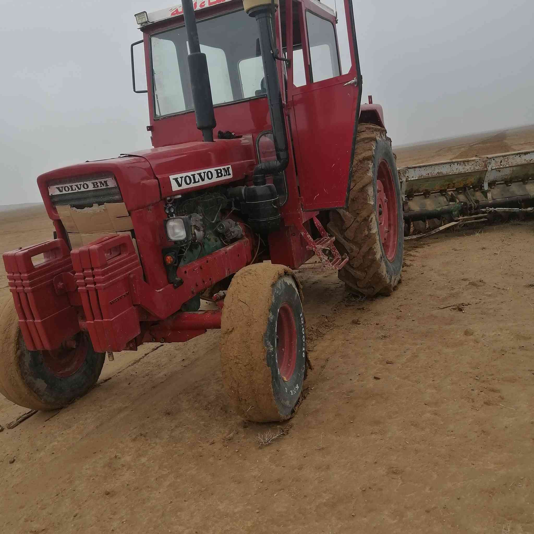 تركتر فالفو موديل 79 🚜 رقم الهاتف *********** 📞 ***********
