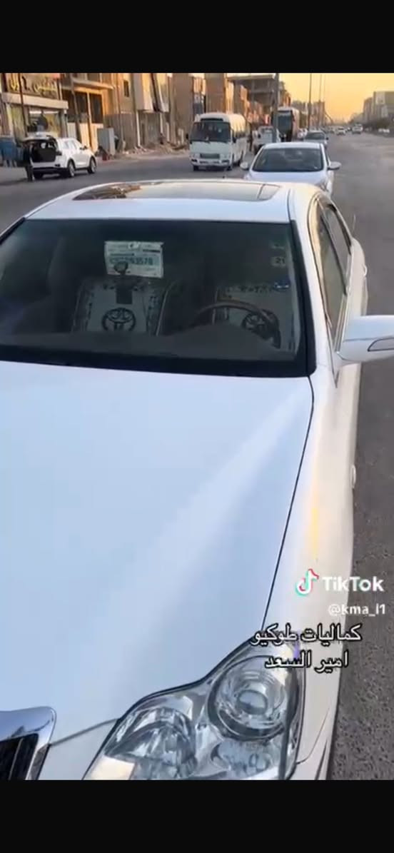 تويوتا ماجستا موديل 2005 اصل 
لون صدفي
كفالة عامة عدا القمارة - السيارة قمارة 
فتحه سلايد
اشاير مري 
مري شفط
محرك وكير مكفول بالشرط
غرفة شگرة
مشط لكزز ايسر بلاد 
تبريد وكهربائيات وفريز حار وبارد وضفيرة شغل نجف 
جنطة شفط
ثلاجة 
خمس دكم 
بردة 
لايت رياضي سبورت
بلاجكتور لونين متغير 
فول كماليات 
اريل دلالة خلفي 
اريل دلالة امامي
سبايدر جنطة
سبايدر جامة 
ويل كب مارسيدس مايباخ
تدفئة بلكشن 
كشنات خزن 
كشنات فول كهرباء 
السيارة خير من الله وبالعافيه على الياخذها مقدماً 
السعر 120ورقه وبيها مجال قليل 
***********
السيارة مبايعات بأسمي تريد وكالة تريد تحويل كلشي يرهم
