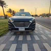 توسان 2020وارد امريكي حادث فقط طخه خفيفه بلبنيد ماشيه85  محرك 2000 شاش...