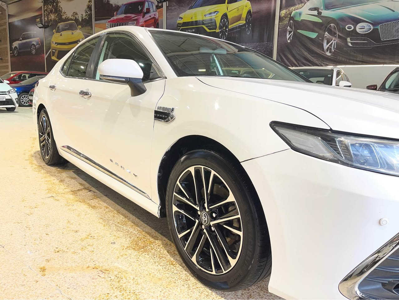 تویوتا کامری 2023 هایبرد تەکسی دوبەی پیشی کەپسە  یەک بارچەی داوە هەیە تازە رەقم کردوو بەناوی خومە هەموو شتی بەشەرەت بە زمان 

*********** أربيل, العراق
