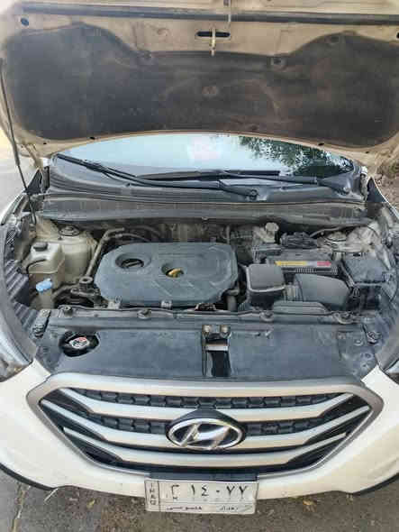 سلا عليكم ورحمة الله وبركاته توكسان موديل ٢٠١٥ اللون ابيض ماشية ١٦٢ الف سيارة بلادية تخم تاير جديد كاملة من كلشي السونار مرفق مع الصور السعر ١٦٠ $ وبيها مجال حك الجية وللعلم بيها بارد موضح أيضا رقم الهاتف *********** مكاني الكاظمية المقدسة
