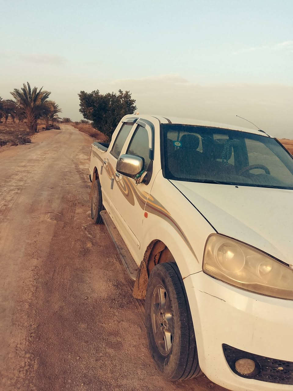 سلام عليكم  كريت ويل مديل 12 مشروع وطني كير ومحرك وحداديه خير من الله سياره حلوه بس يرادله غسله 
سعر 60 وبيه مجال
ملاحظه انا مكلف بنشر 
رقم صاحب السياره 👇🏽
***********
