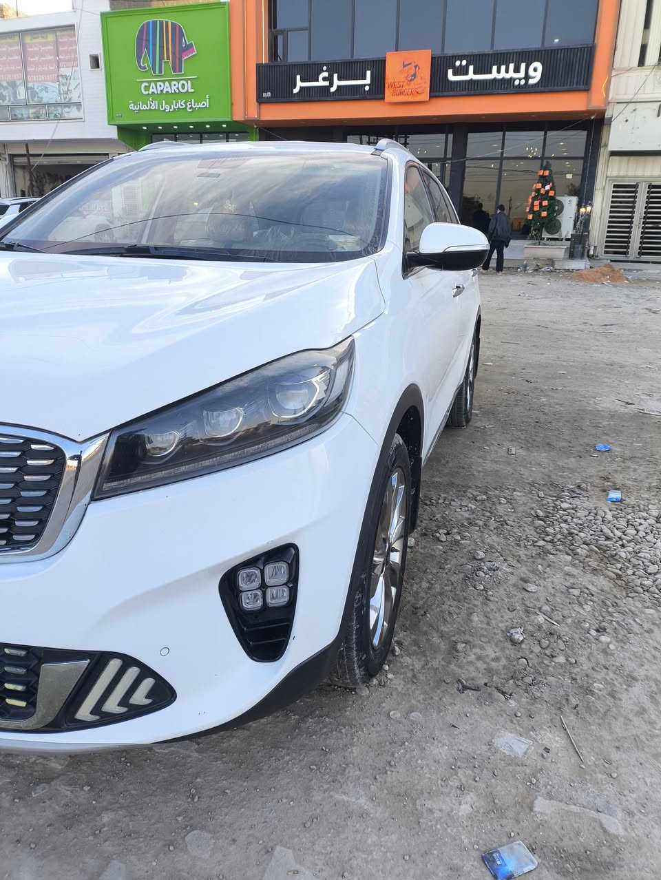 كيا سورنتو موديل ٢٠رقم بغداد
للبيع او المراوس ب تيوتا هايلوكس
السياره كفاله ماعدا كارت قليل حافه البنيد جهه الايت 
تبريد تدفئه شغال 
حداديه جديده 
مكان السياره الديوانيه قضاء سومر 
السعر ٢٣٦
***********
