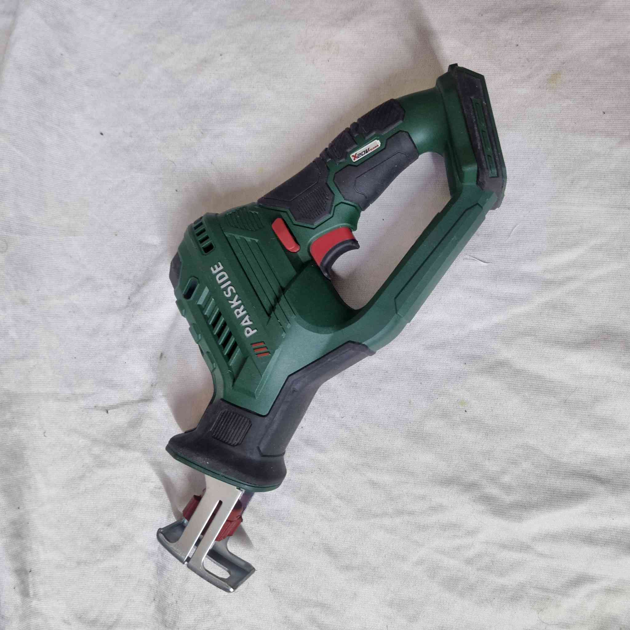 سلام عليكم توفر عدد بارك سايد للاستفسار واتساب ***********
