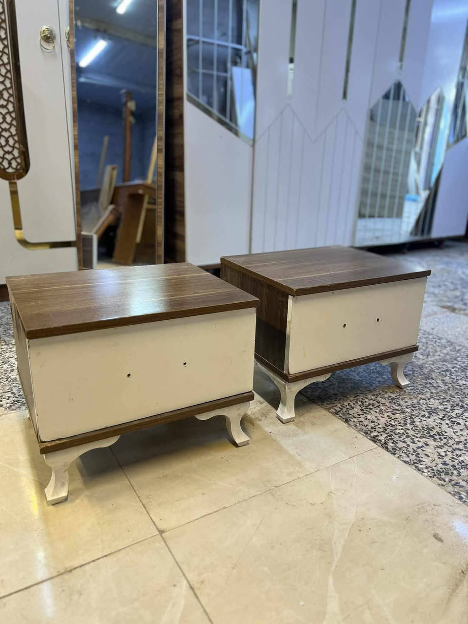 غرفه 4 قطع مابيها تخت 250 مع نقل شد داخل بغداد للحجز خاص


**إذا كنت صاحب هذا الإعلان وتريد حذفه لأي سبب، رجاءا أرسل رسالة إلى الدعم الفني**