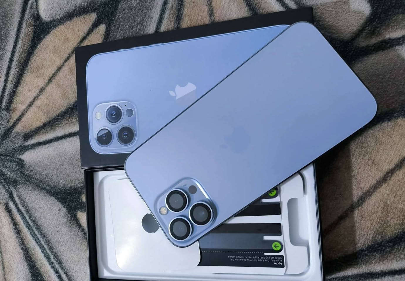 السلام عليكم ايفون 13برو ماكس امريكي للبيع ذاكره 256 بطاريه 93 جهاز مبدل شاشه فقط كلشي شغال غراضه كامله وويا شاحنه اصليه رقمي ***********
