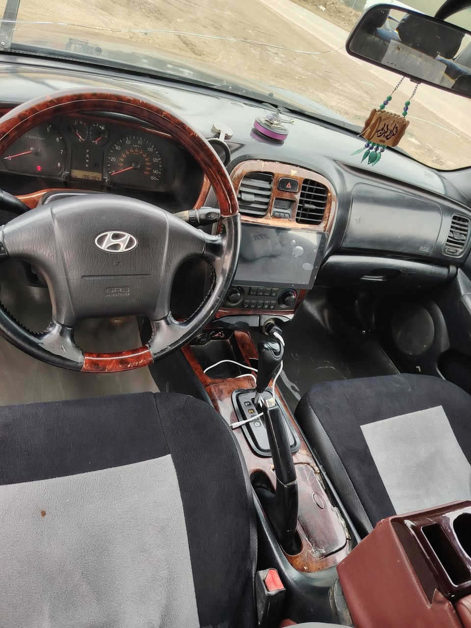 سوناتا وفود 
مكينهv 6
موديل2004
رقم بغداد مشروع وطني
سياره نضيفه وعليها ادامه كامله مانقصها برقي
الاستفسار الاتصال ع رقم ***********
السعر65وبيها مجال حك الجيه
مكاني كوت..
