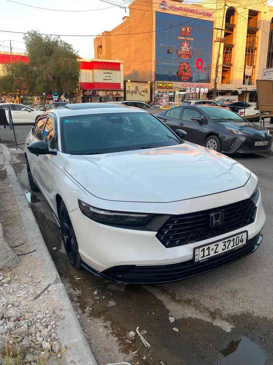 هوندا اكورد موديل 2023
المواصفات sport-L
مواصفاتها معروفه 
كشتات جلد + كهرباء 
تدفئه بل كشنات 
فتحه 
بصمه ابواب 
وبعد بيها تفاصيل 
ماشيه 37
حادثها رصعات و خدوش بدون اي تبديل او صبغ صور الحادث مرفقه بل منشور 
السعر 194$ وبي مجال 
مكانها بغداد العامريه 
للتواصل ***********
