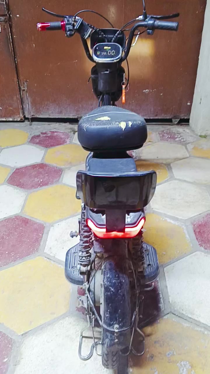 سلام عليكم دراجه شحن حجم 20 نقص بس بطاريات 2 بس مابيهه شي السعر خاص


**إذا كنت صاحب هذا الإعلان وتريد حذفه لأي سبب، رجاءا أرسل رسالة إلى الدعم الفني**