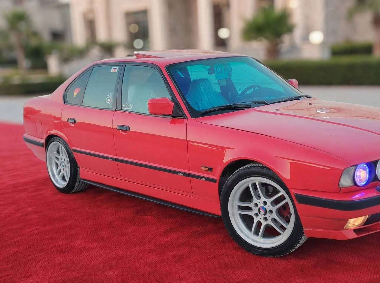 سەرەتا بەناوی خوا ماشاءللە لەماڵی هەموو لایەك بێت
BMW520🇩🇪
مۆدیل 1990
گێر عادیی
گێر و مەکینەی بەشەرتە
بەشەرتی تەعویل و غرامە
بەشەرتی بەناوکردن
بەشەرتی وەرگەران و برانەوە
تەنها چاملغ لای سایەقی لێدانە چاکرایتەوە
دەعامی بۆ دەعامی بەشەرتە
بێ شووخت و بێ قۆپە
سەیارەکە نموونەیە لە جوانی و خاوێنی
لەسەر دەقی شەریکە ماوەتەوە
ژ.مارەی خاوەن ئۆتۆمۆبیل
*********** ڤایبەر وەتسئاپ بەردەستە
*********** ڤایبەر و وەتسئاپ بەردەستە
شوێن هەولێر
بۆ زانیاری زیاتر پەیوەندی بکەن أربيل, العراق
