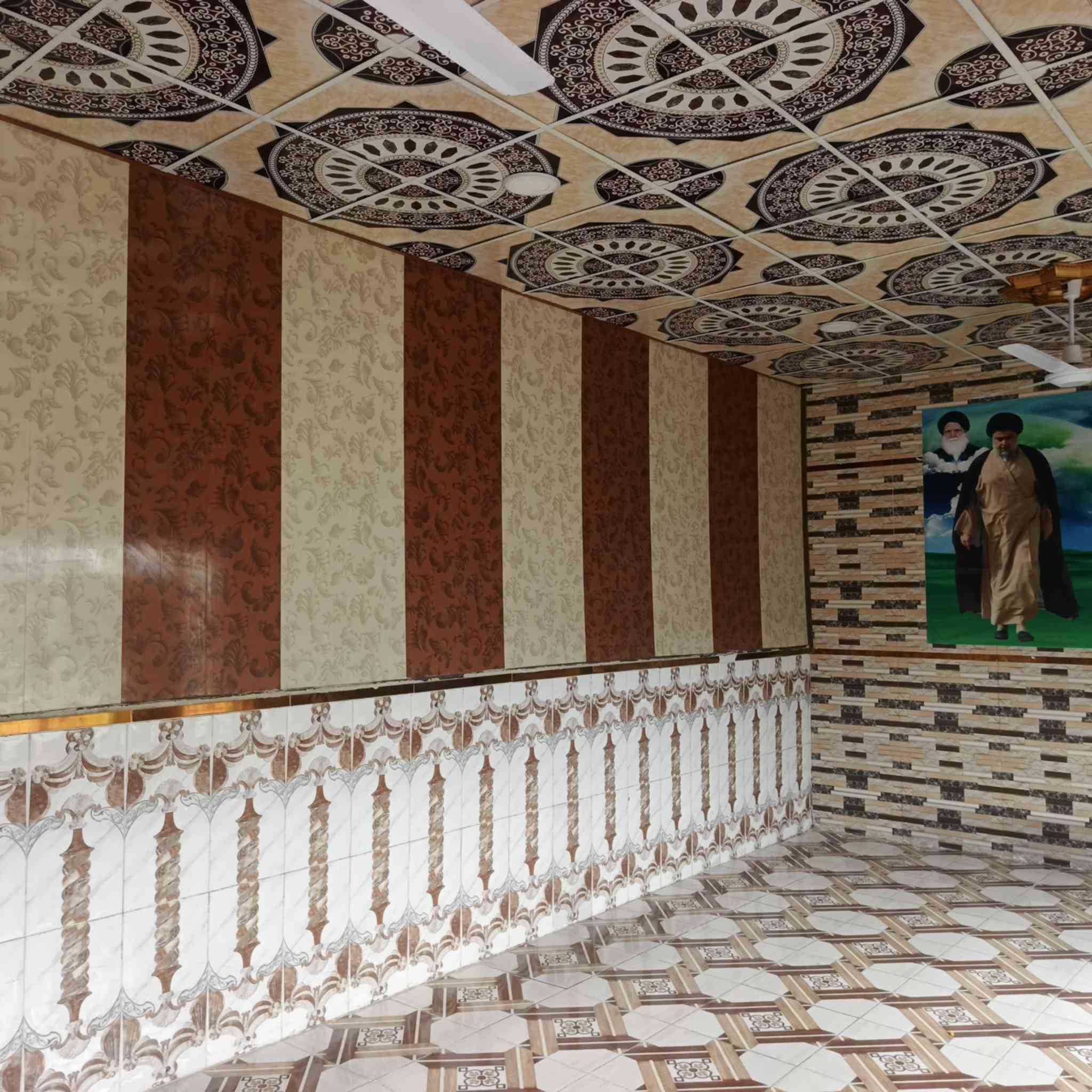 بيت للبيع منطقه ال ابو جاسم نهايه شارع الوقفه مساحه البيت 180 متر، الاستفسار ***********
