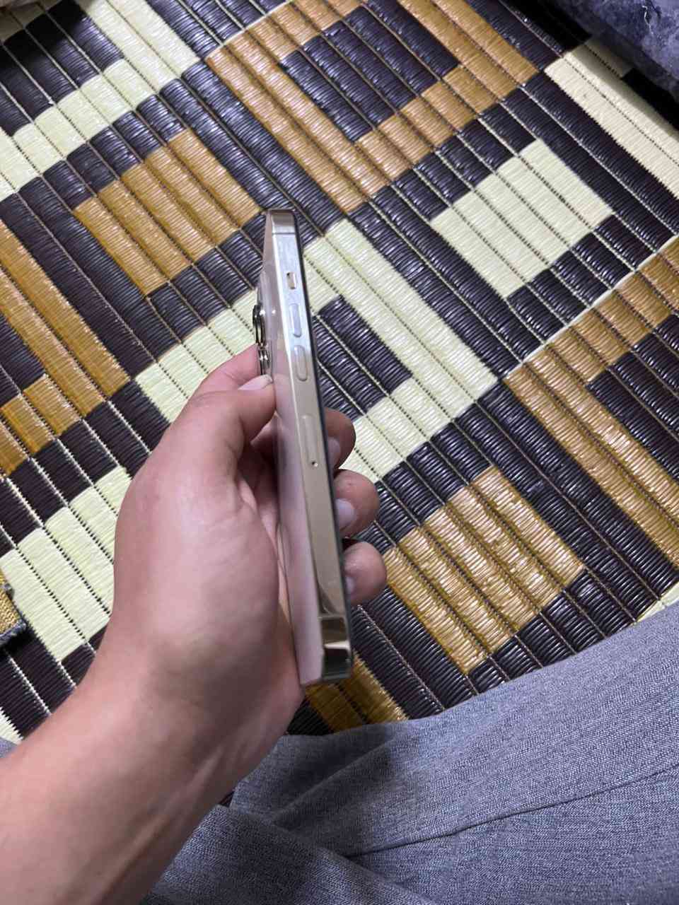 السلام عليكم
ايفون 13 برو 
ذاكرة 256
بطاريه 76 بلاديه
دبل سيم
الجهاز مبدل شاشه فقط فيس ايدي شغال
مراوس 14 حتى لو مفتوح عادي فرق ماعندي 
العنوان بغداد الوزيريه شارع المغرب


**إذا كنت صاحب هذا الإعلان وتريد حذفه لأي سبب، رجاءا أرسل رسالة إلى الدعم الفني**