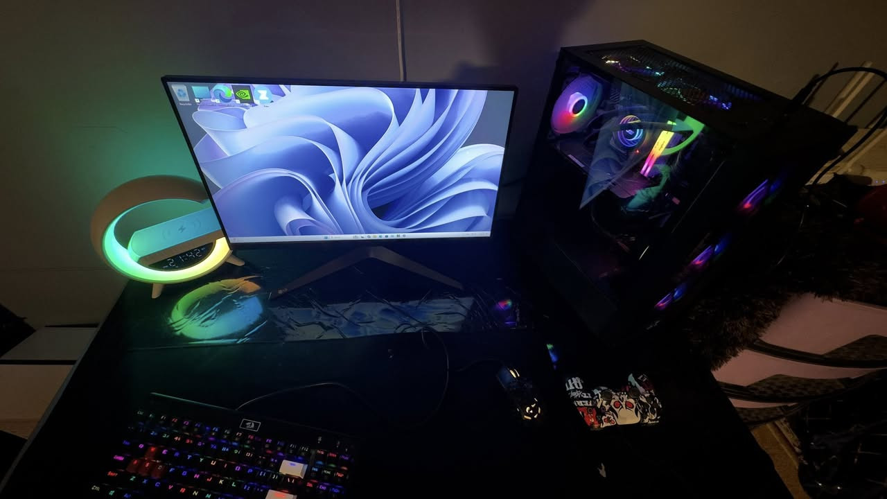 سلام عليكم تجميعه كامله مكمله ما بيه اي نقص المواصفات :-
تبريد ماءي 1710700k 4.7GH
Ram16
Gpu. 1660 super Gigabit
Pwer550
1Tb ssdm.2
Ssd256
مواصفات الشاشه
Ips 165 hz 1080p24ing Gagabit
بي شاشه لاضهار معلومات الشحن Ups1500va
ماوس كيبورد او سماعه هايبر اكس كلاود 2 مع ماوس باد وسبيكر خارجي واسلاك التوصيل مع جوستك بلي فور
رقمي ***********
السعر كامله 900 او بيهة مجال بسيط
H1
