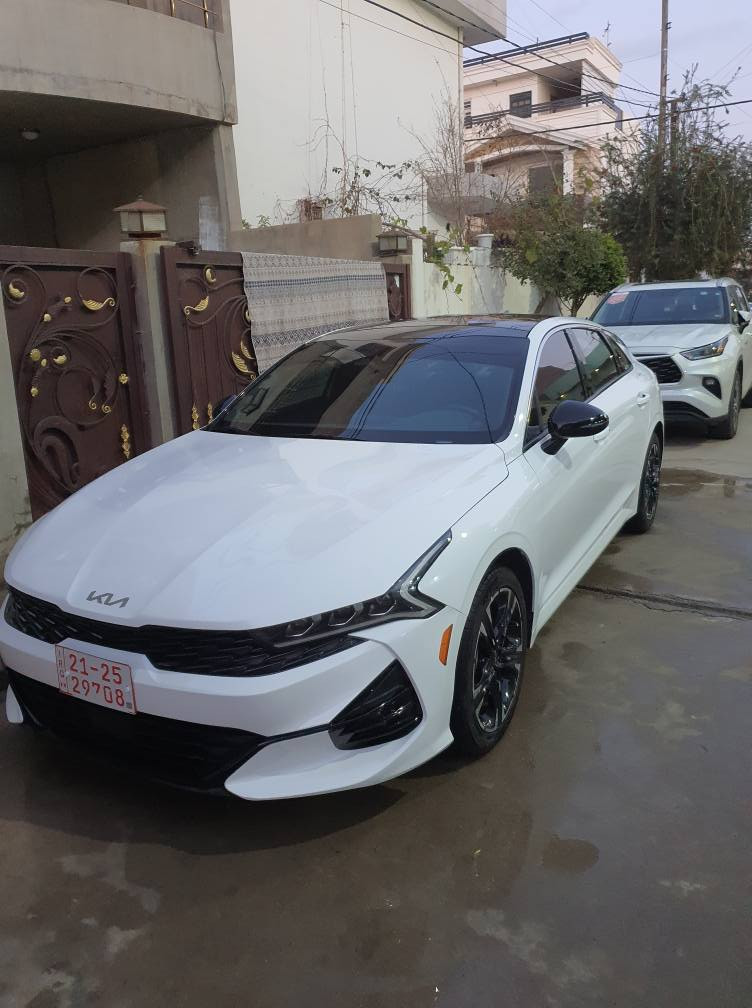 سلام عليكم k5  جيتي لاين 2023
بانوراما داخل أحمر بقيه مواصفات معروفه 
بيها ربع بونيد صبغ
أقل من نص جاملغ أمامي 
نص جاملغ خلفي 
ماشي 48 الف ميل
بدون رقم يترقم شمالي وياها 90 يوم للترقيم
سعر 163 
مكان سيارة كركوك كركوك, العراق


**إذا كنت صاحب هذا الإعلان وتريد حذفه لأي سبب، رجاءا أرسل رسالة إلى الدعم الفني**