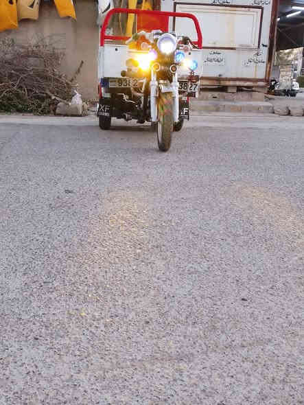 سلام عليكم ستوته للبيع اي  عيب ما بيه كهربائيات شغله ركبه شرط محرك شرط موديل 2023 السعر مليون و 400 وبي مجال بسيط عنواني كركوك وهذا رقمي***********
