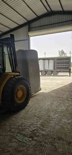 للبيع رافعة جي سي بي يشيل ٢٦٠٠ كيلو غرام  لوك كير و مكينة بشرط  طايرين  خلفي  ويا احتياط مكان كركوك 
***********
٠٧٥٠٨٨٤٠٤٢
