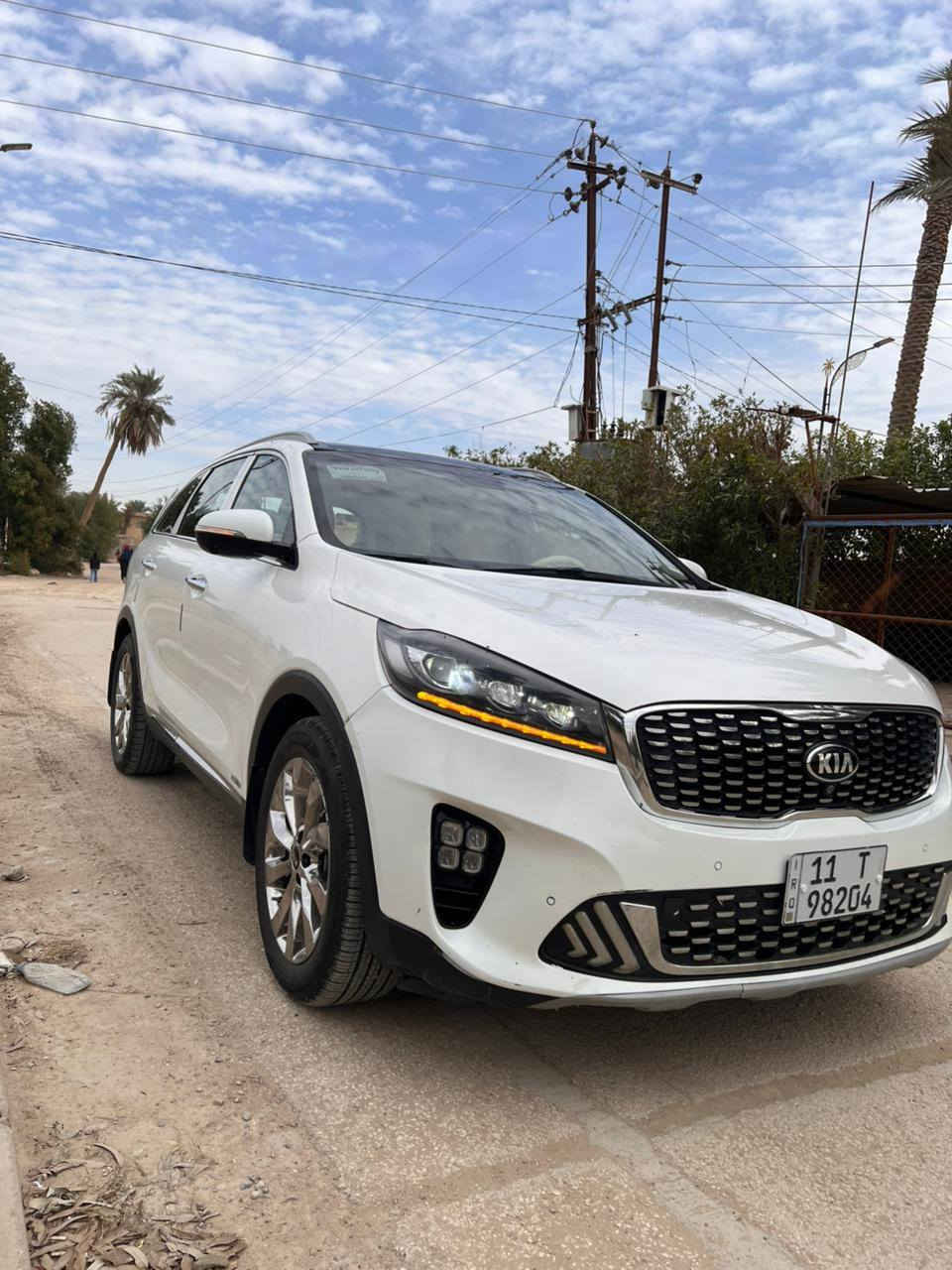 السلام عليكم  سورنتوا م ٢٠ فول واحد على واحد ماشيه ٧٨ السعر ٢٦٥ هاتف ***********
