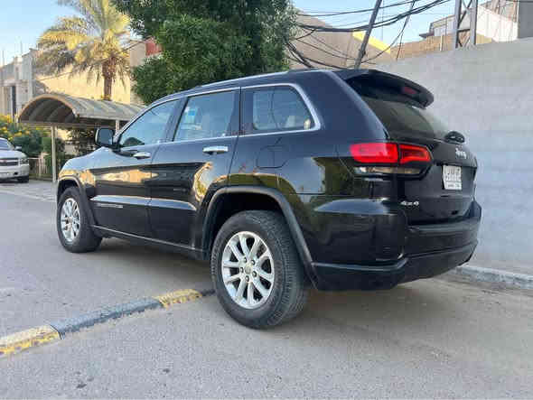 السلام عليكم 
للبيع  جيب لاريدو 
موديل 2011
محدثه  2015
وارد امريكي

محرك 3600
ظررها جاملغ  وبنيد بدون دواخل 
وبيها 3 قطع كلير
السياره جاهزه من كل النواحي اي نقص مبيها
محرك وكير ممفتوحات 
السعر 140 وبي مجال للاستفسار ع 
***********
مكان السياره بغداد السيديه بغداد
