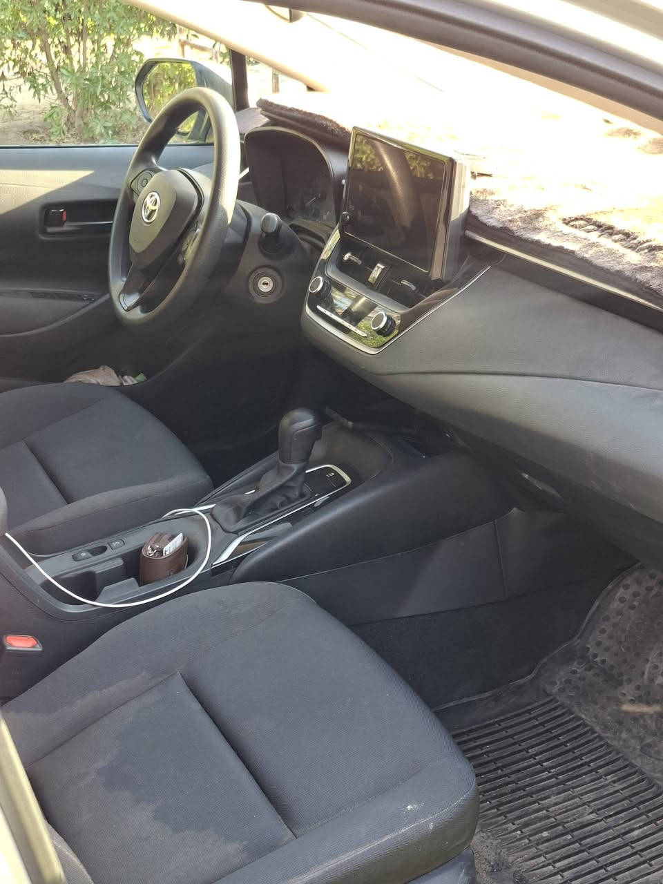 السلام عليكم
كورلا وارد امريكي بسمي منفيس بدون رقم حادث كما موضح في الصور تبديل بنيد وصبغ يعني قطعه وحده بس ماشيه ٢٥ الف Le نوع السياره موديل ٢٠٢٤ السعر  ١٤٧ وبيه مجال اتصل *********** بغداد
