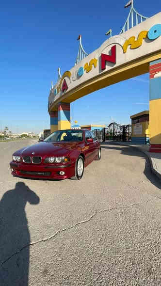 السلام عليكم
بي ام صقر للبيع
موديل 1996 
حجم 528اصل 
لون ماروني
السياره جاهزه من كل نواحي
مكينه شادها كصه جديده 
صدر امامي خلفي مبدل عربانه كله جديد
تبريد ثلج 
كهربائيات كلها شغاله ع وضع شركه
فول مواصفات 
سلايد جام
كشنات كهرباء ستيرن كهرباء تحكم كروز سرعه تبريد قطعتين كشات جلد ايرباك 
السياره مصبوغه عام جماليه صبغ فرن درجه اولى ع ايدي
غرفه مبدلها جديد غرفتها كلش نظيفه
رقم انبار بااسمنا تحويل مباشر
السعر 95وبي مجال 
للاستفسار *********** ابو زيد 
عنوان بغداد حي الجامعه
