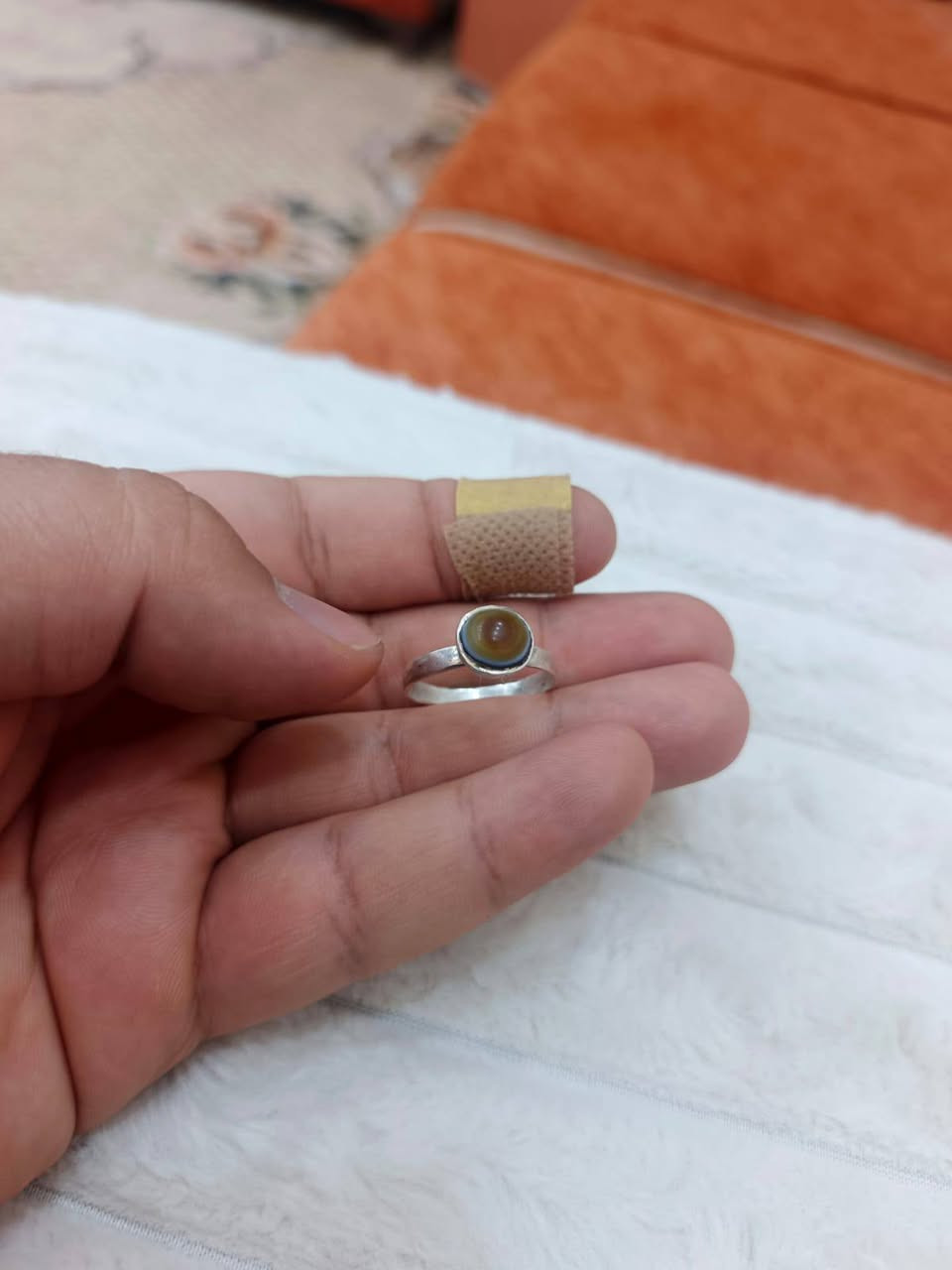 السلام عليكم الي يدور نوادر شرط القدم وشرط جزع يماني بقري قديم جدا ناعمه مكان ناصريه توصيل موجود ***********
