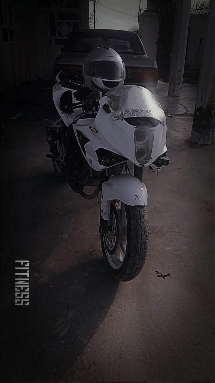 السلام عليكم دراجه هوندا ٢٥٠
محرك بستمين مامفتوح نشاط فول صالنصه فول صوت
كهربائيات كلها شغاله كفرات موجوده ب اني موخرها
السعر 9 أوراق وبي مجال
الاتصال *********** الخاص مفتوح مكاني كركوك قضاء الحويجه
